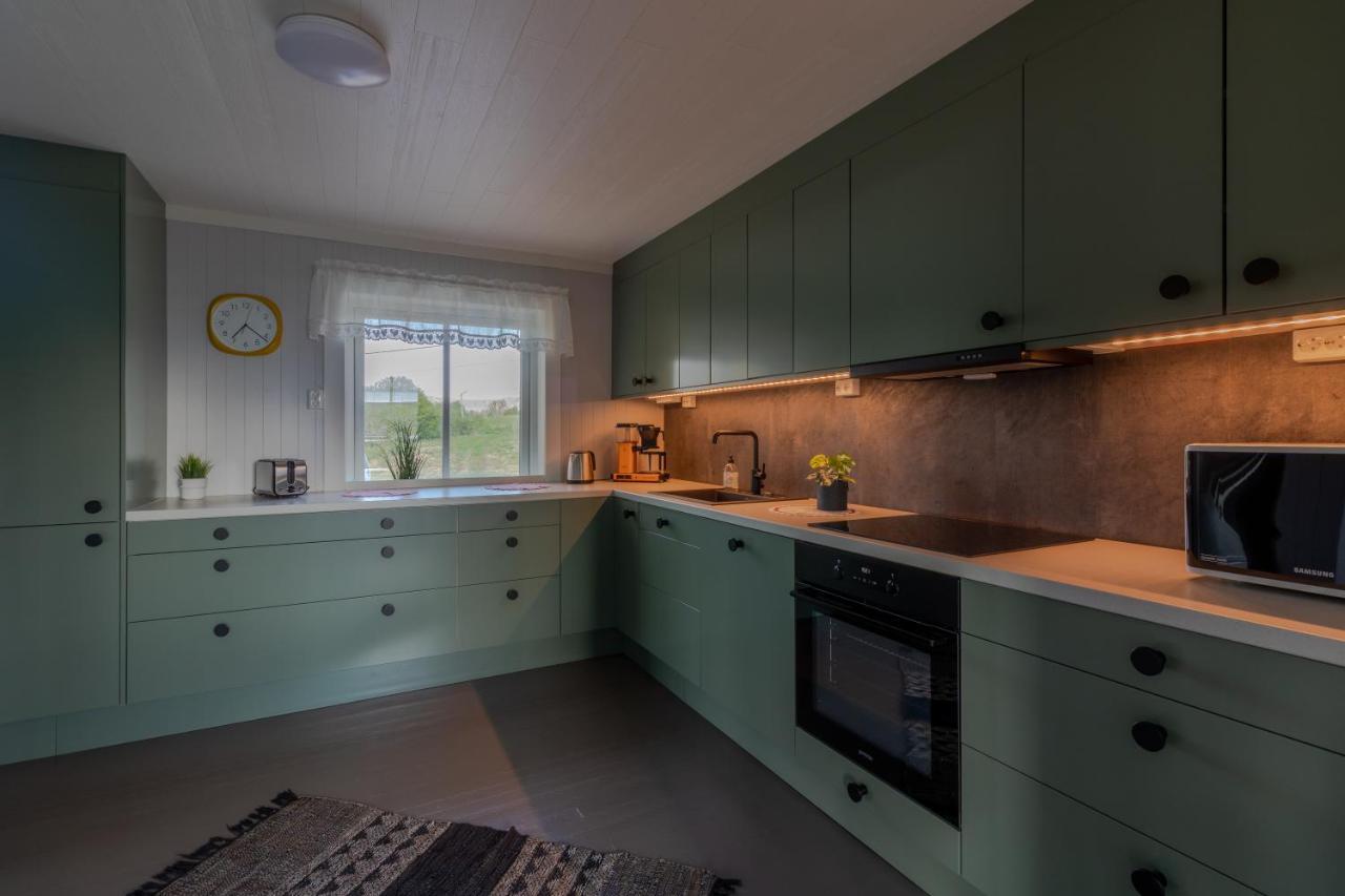 Pederstua, A Classic Fisherman'S Farm House In The Middle Of Lofoten Storeidet Esterno foto