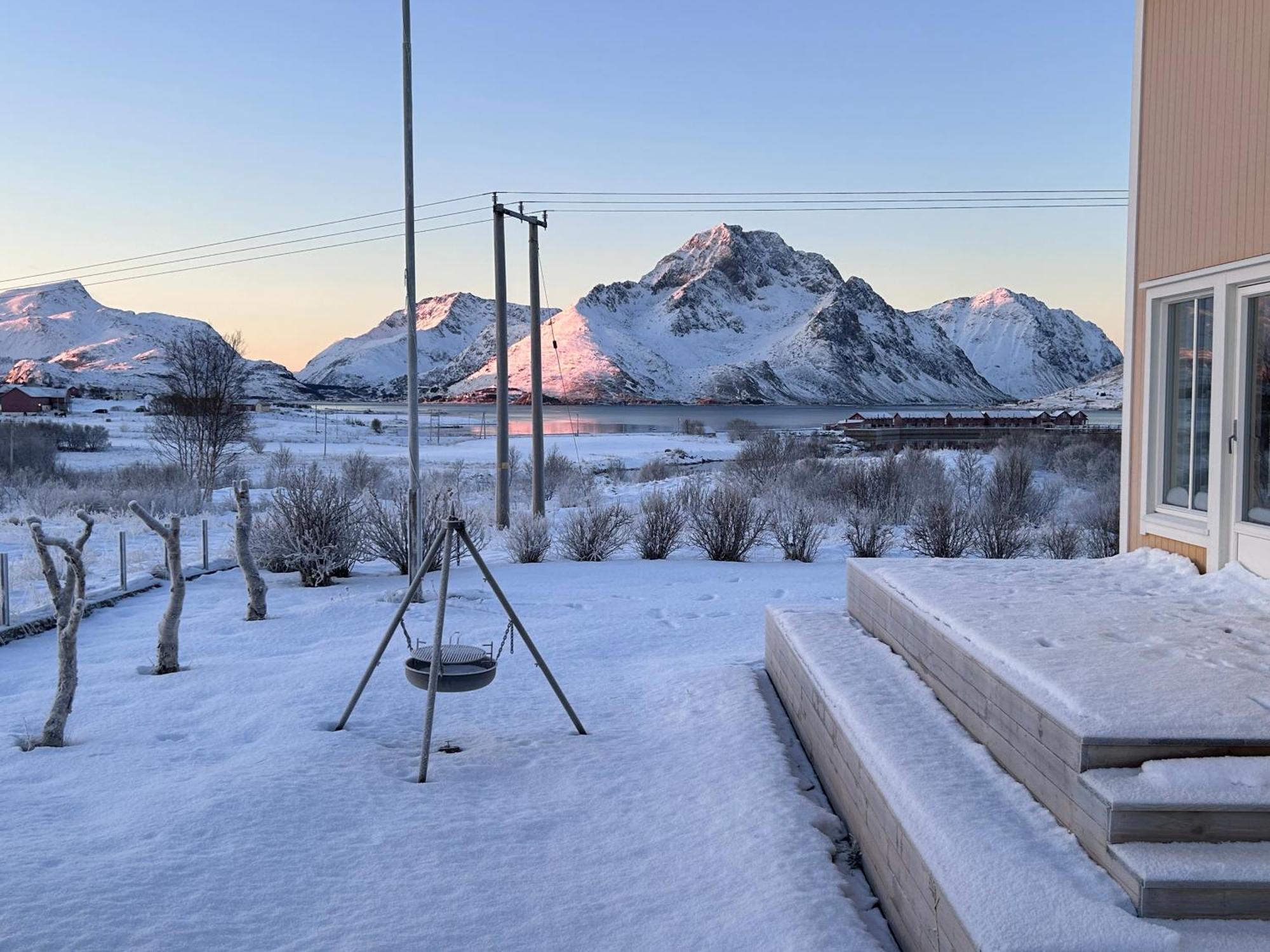 Pederstua, A Classic Fisherman'S Farm House In The Middle Of Lofoten Storeidet Esterno foto