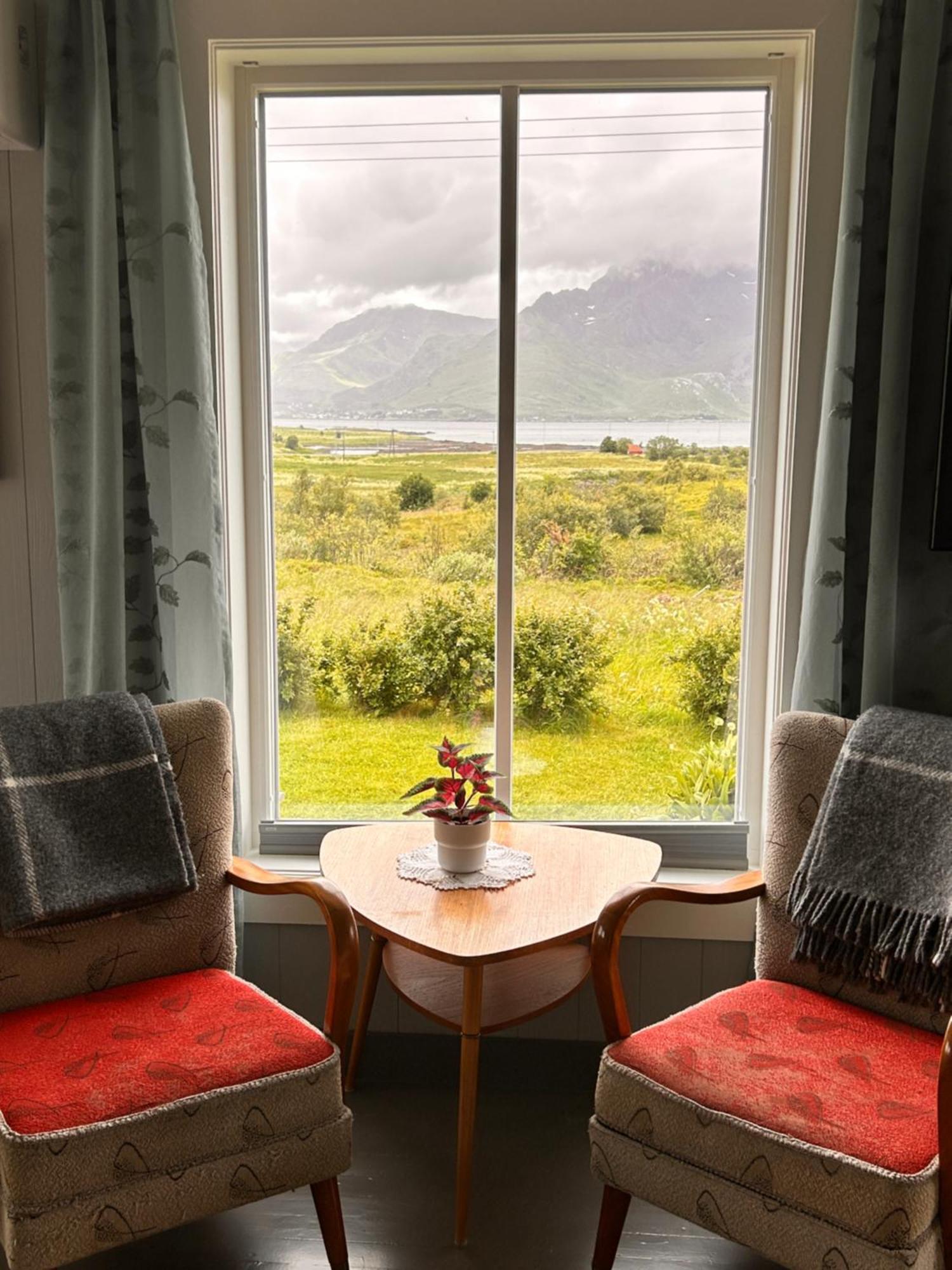 Pederstua, A Classic Fisherman'S Farm House In The Middle Of Lofoten Storeidet Esterno foto